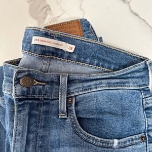 High rise Levi’s straight leg jeans